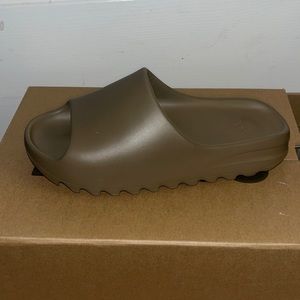 Yeezy slide